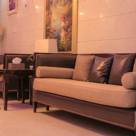 The 40Th Pearl Hotel Suites เจดดาห์ ภายนอก รูปภาพ