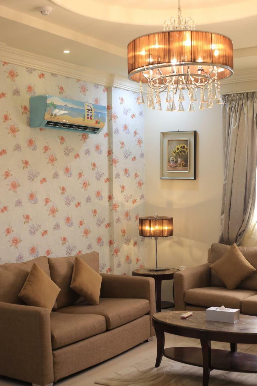 The 40Th Pearl Hotel Suites เจดดาห์ ภายนอก รูปภาพ