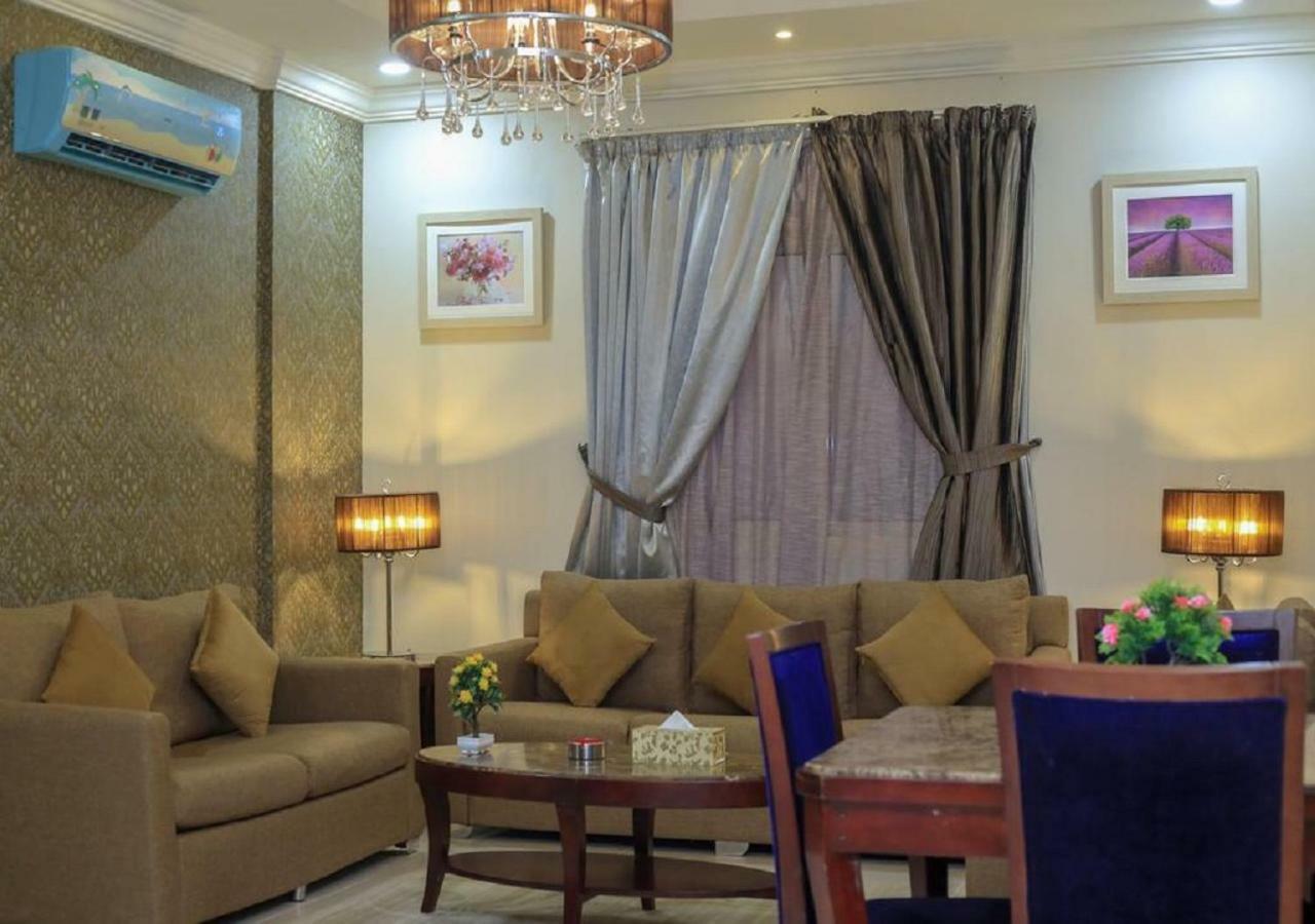 The 40Th Pearl Hotel Suites เจดดาห์ ภายนอก รูปภาพ