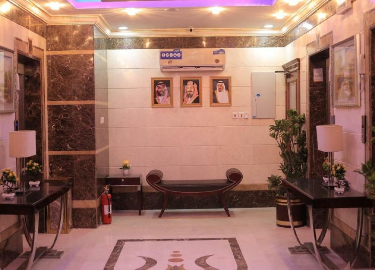 The 40Th Pearl Hotel Suites เจดดาห์ ภายนอก รูปภาพ